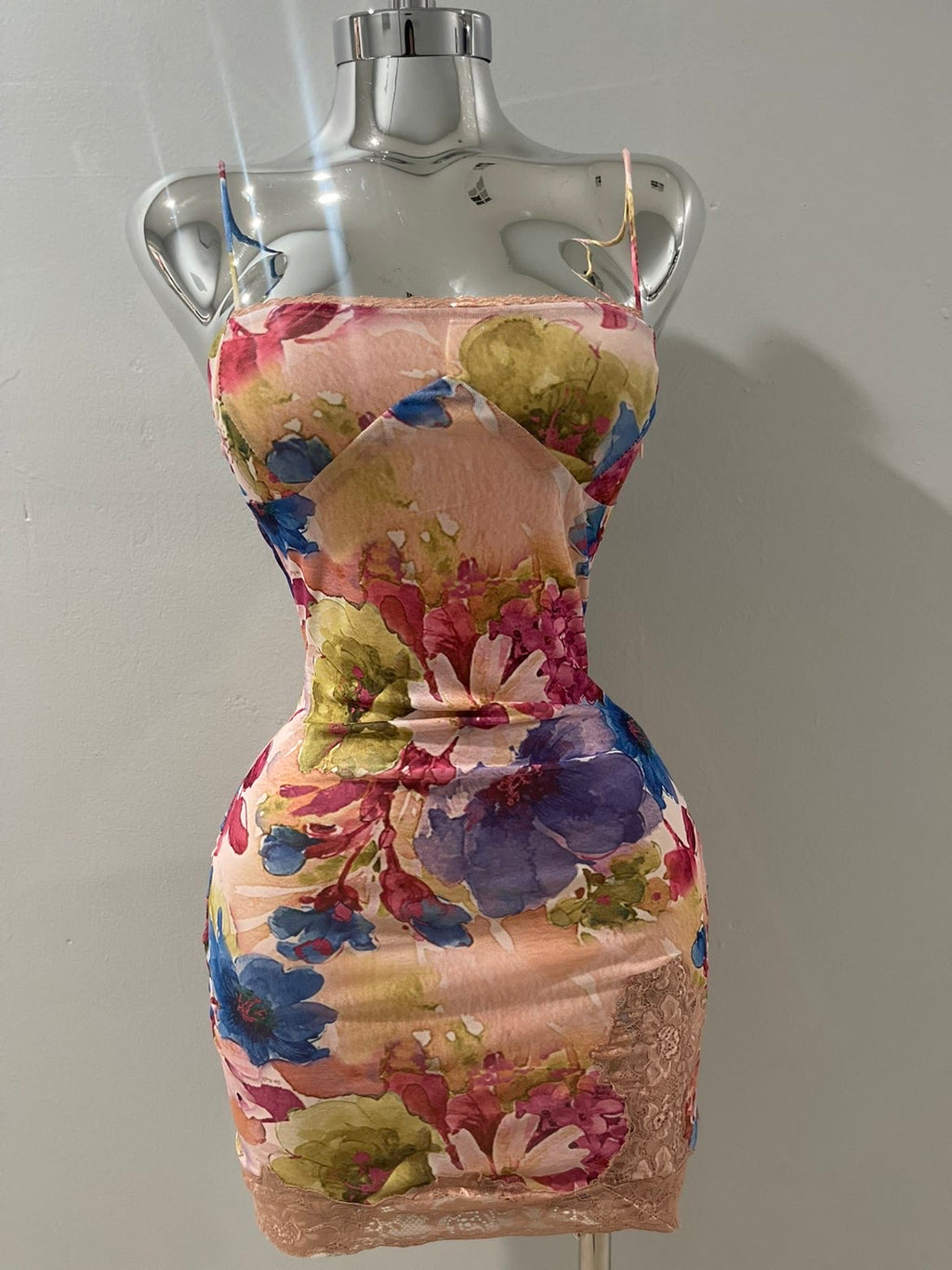 Alyssa Pink Floral Mini Dress￼