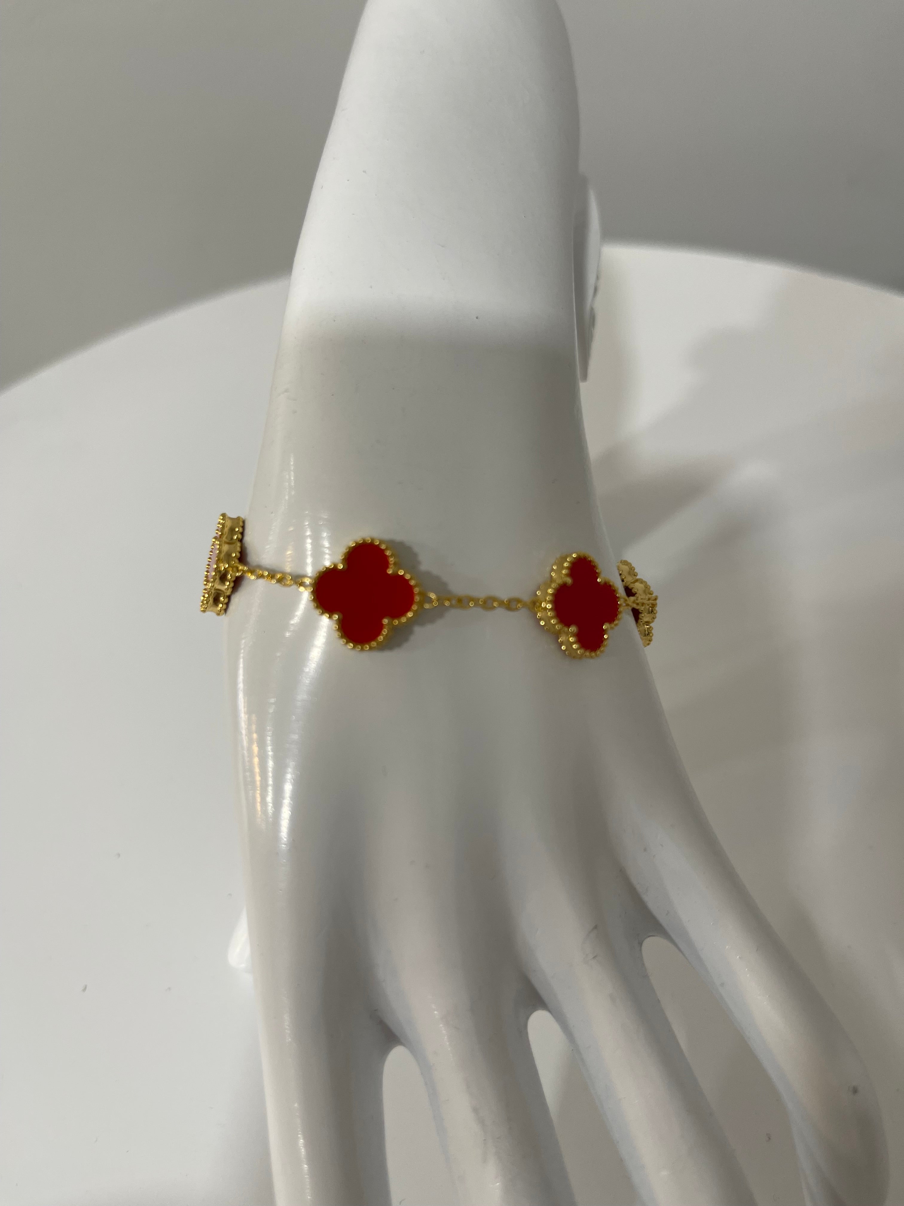 My clover chain bracelet-red