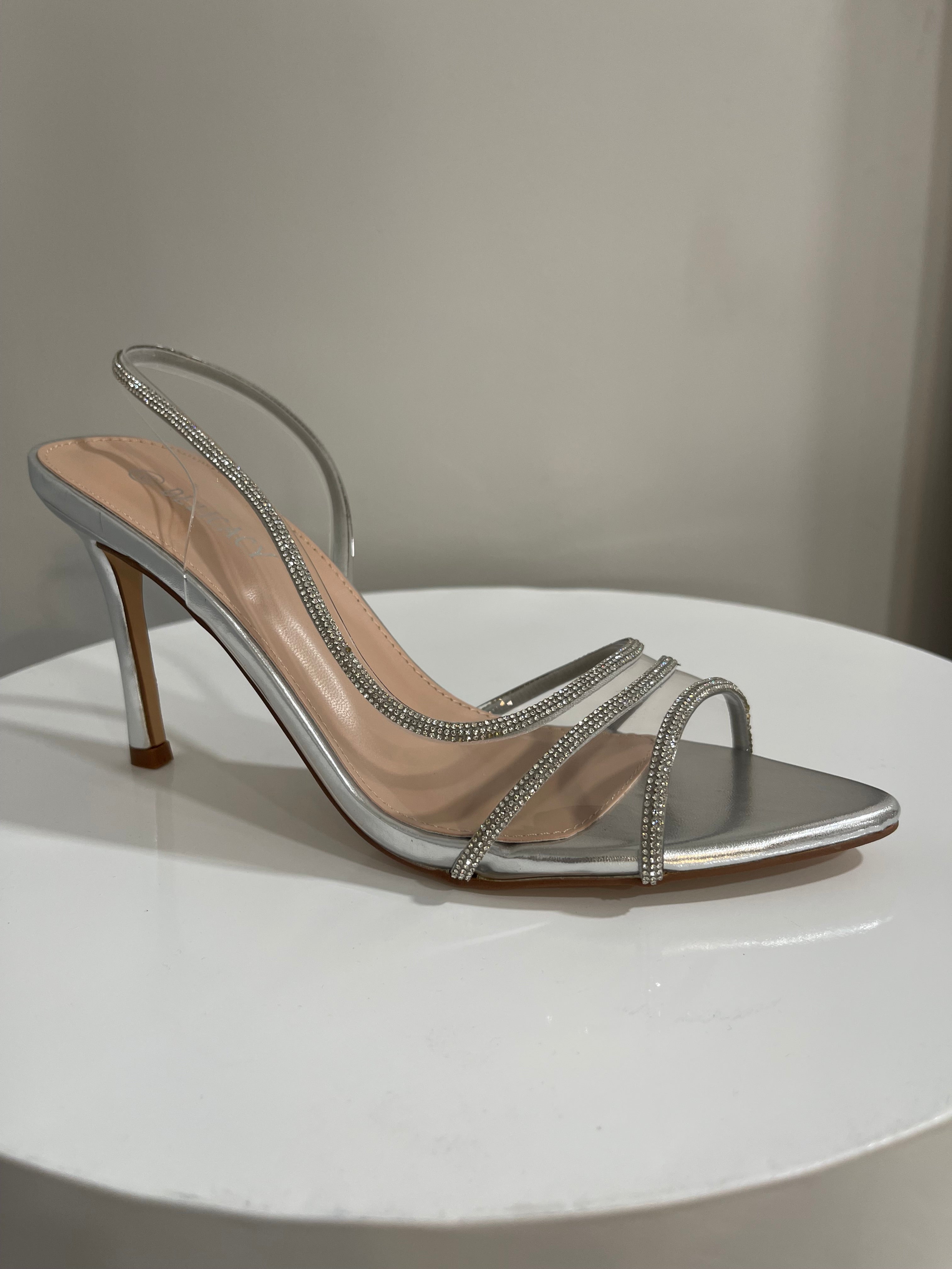 Oh so pretty heels-silver