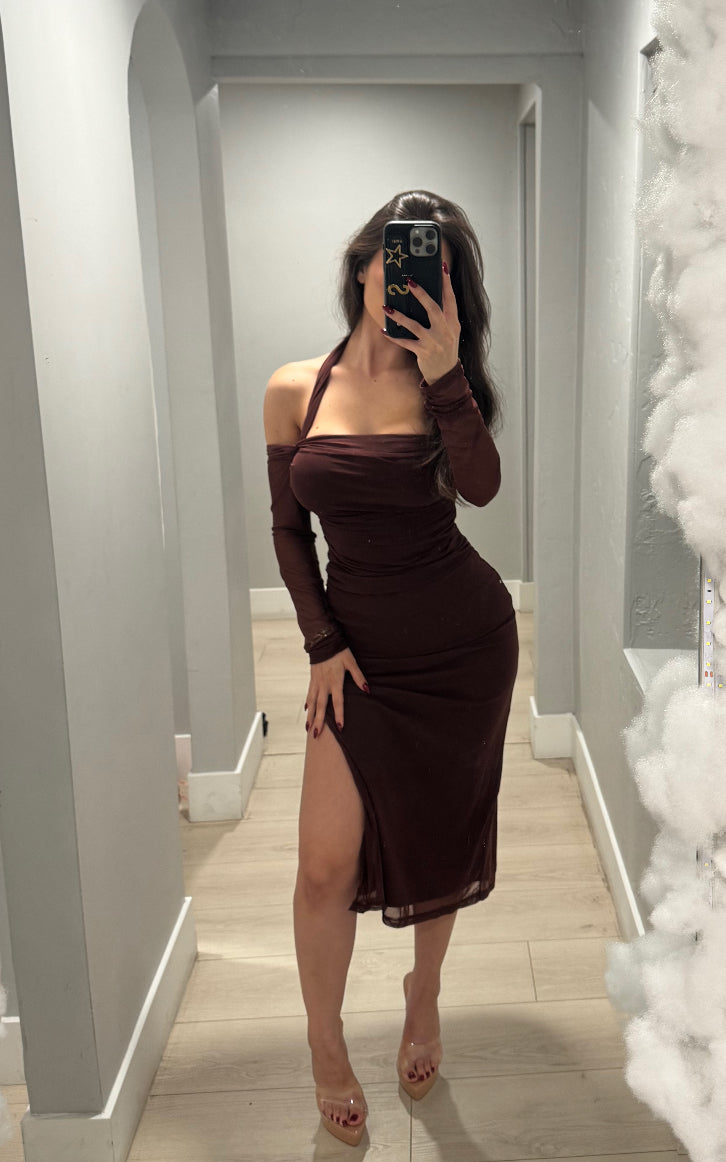 Foxy off the shoulder dress-brown